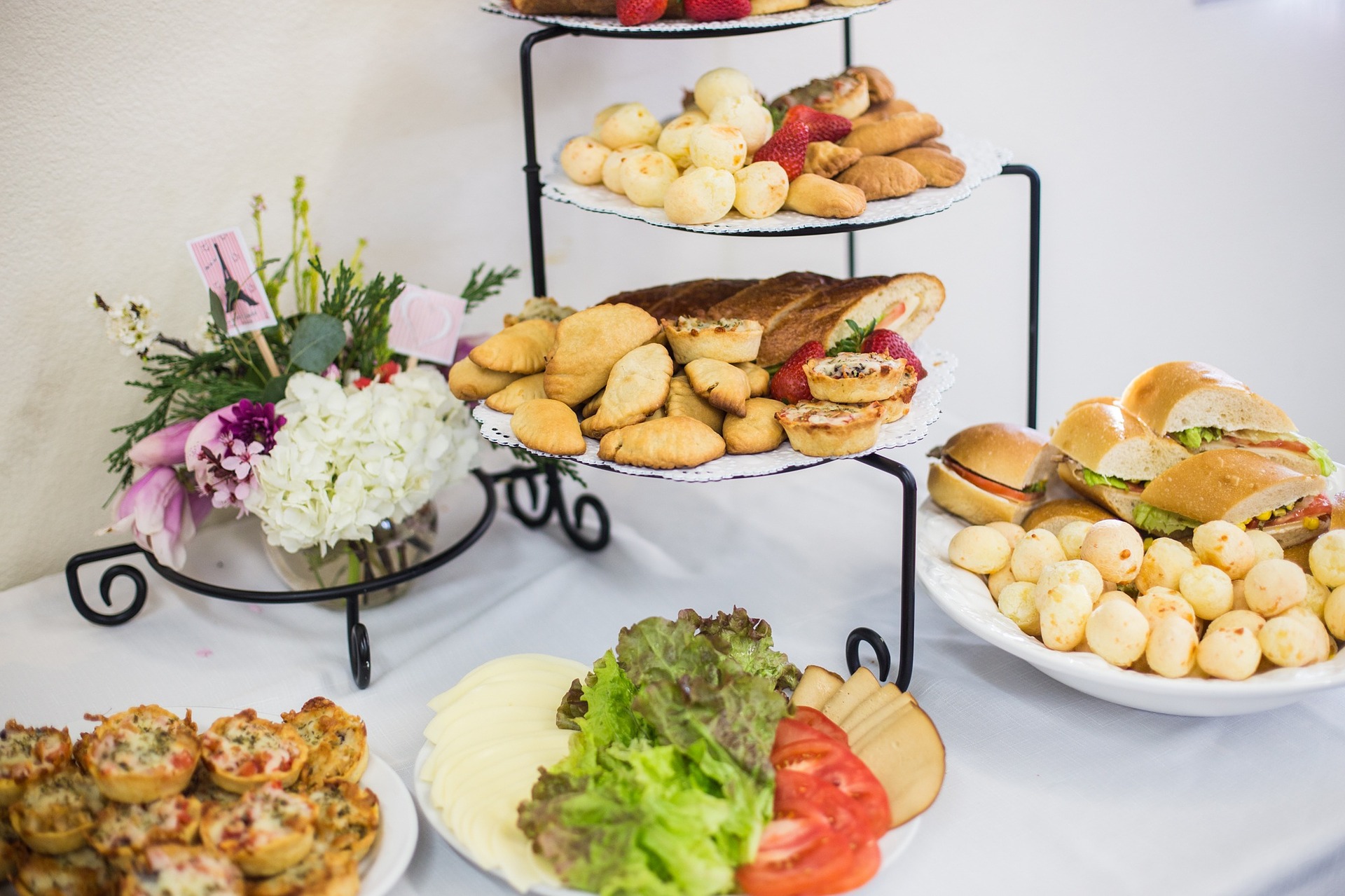 2025 Sunland Asphalt Golf Tournament for the benefit of Lead Guitar - Default Image of Banquet Lunch Sponsor