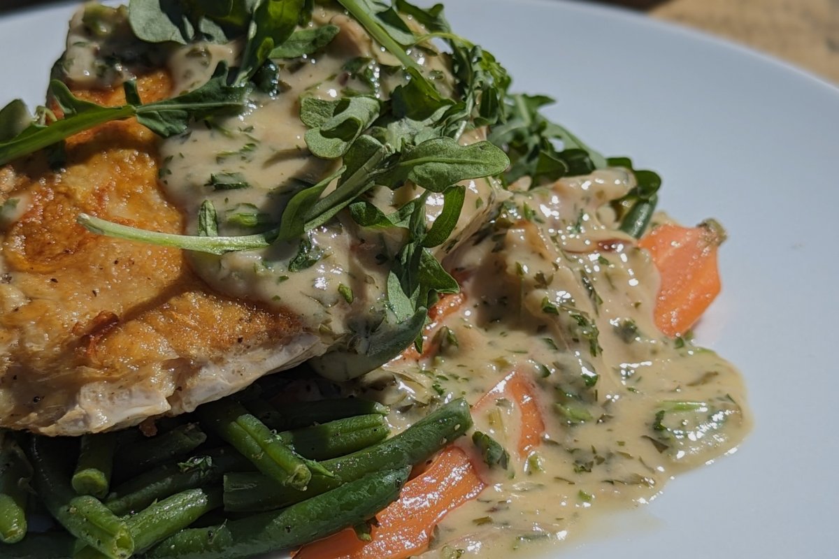 BC Lions Alumni Association - Default Image of SPONSOR: DINNER: includes 10 dinner tickets PLUS 4 golfers